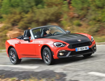 Abarth 124 spider [Worldwide] (348) '2016–19