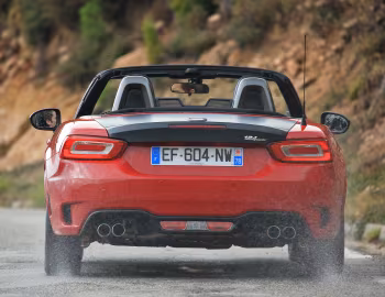 Abarth 124 spider [Worldwide] (348) '2016–19