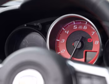 Painel Abarth 124 spider [UK-spec] (348) '2016–19