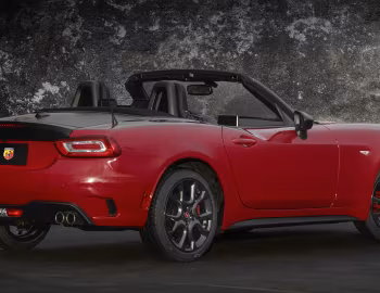 2017–20 Fiat 124 Spider Abarth [North America] (348) '2016–20