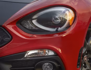 2017–20 Fiat 124 Spider Abarth [North America] (348) '2016–20