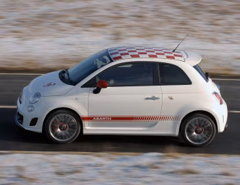 Abarth 500 [UK-spec] '2009–16
