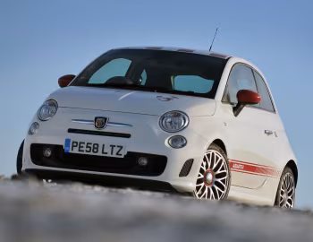 Abarth 500 [UK-spec] '2009–16