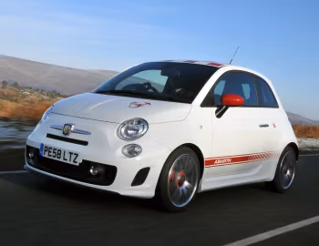 Abarth 500 [UK-spec] '2009–16