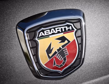 Logotipo 2012–19 Fiat 500 Abarth [North America] '2012–19