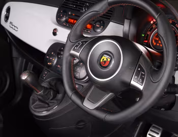 Interior Abarth 500 esseesse [South Africa] '2012–16