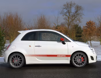 Abarth 500 esseesse [UK-spec] '2009–16