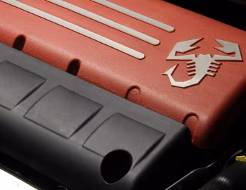 Bajo el capó Abarth 500C [South Africa] '2012–16