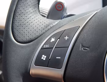Interior Abarth 500C [UK-spec] '2010–16
