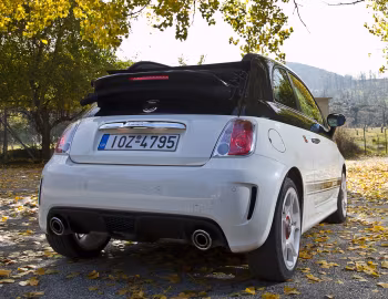 Abarth 500C '2010–16