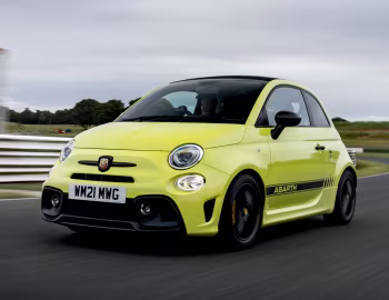 Abarth 595C Competizione [UK-spec] (312) '2016–22