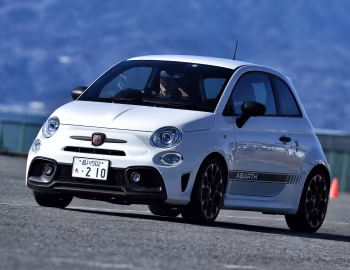 Abarth 595 Competizione [Japan] (312) '2017–22