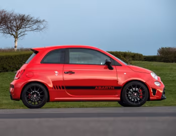 Abarth 595 Competizione [UK-spec] (312) '2016–22