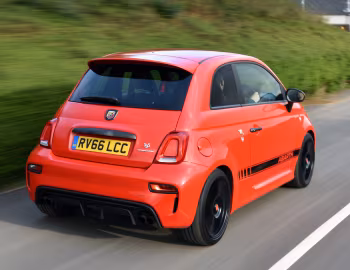Abarth 595 Competizione [UK-spec] (312) '2016–22