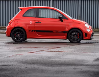 Abarth 595 Competizione [UK-spec] (312) '2016–22