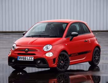 Abarth 595 Competizione [UK-spec] (312) '2016–22