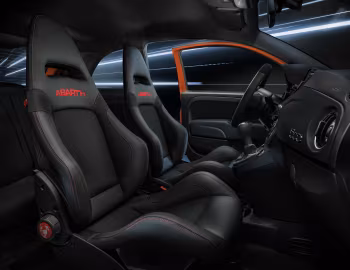 Interior Abarth 595 Competizione (312) '2022–pr.