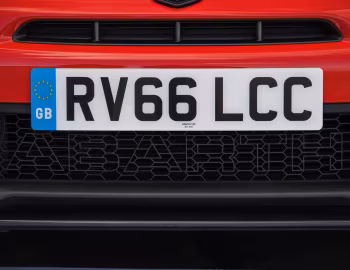 Abarth 595 Competizione [UK-spec] (312) '2016–22