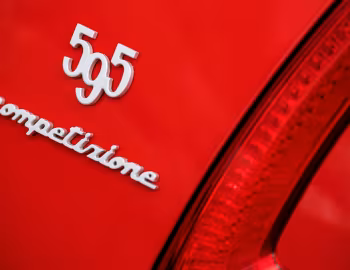 Abarth 595 Competizione [UK-spec] (312) '2016–22
