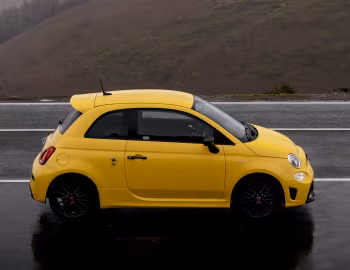 Abarth 595 Competizione [UK-spec] (312) '2016–22