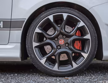 Abarth 595 Competizione [Japan] (312) '2017–22