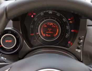 Tableau de bord Abarth 595 Competizione '2012–16