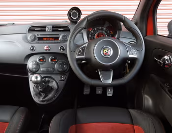 Painel frontal Abarth 595 Competizione [UK-spec] '2012–16