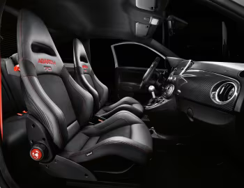 Інтер'єр Abarth 595 esseesse "70esimo Anniversario" [Worldwide] (312) '2019