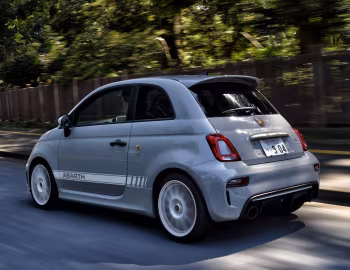 Abarth 595 esseesse [Japan] (312) '2020–21