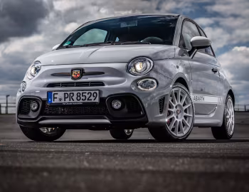 Abarth 595 esseesse "70esimo Anniversario" [Worldwide] (312) '2019