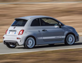 Abarth 595 esseesse "70esimo Anniversario" [Worldwide] (312) '2019