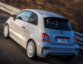 Abarth 595 esseesse "70esimo Anniversario" [Worldwide] (312) '2019