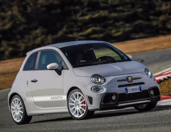 Abarth 595 esseesse "70esimo Anniversario" [Worldwide] (312) '2019