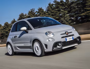 Abarth 595 esseesse "70esimo Anniversario" [Worldwide] (312) '2019