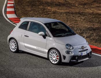 Abarth 595 esseesse "70esimo Anniversario" [Worldwide] (312) '2019