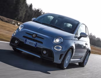 Abarth 595 esseesse "70esimo Anniversario" [Worldwide] (312) '2019