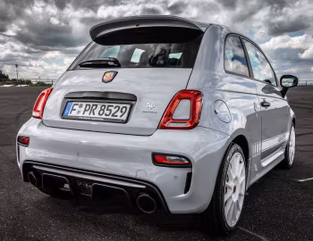 Abarth 595 esseesse "70esimo Anniversario" [Worldwide] (312) '2019