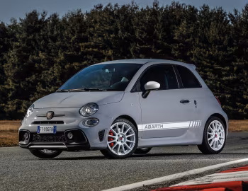 Abarth 595 esseesse "70esimo Anniversario" [Worldwide] (312) '2019
