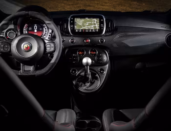 Intérieur Abarth 595 esseesse "70esimo Anniversario" [Worldwide] (312) '2019