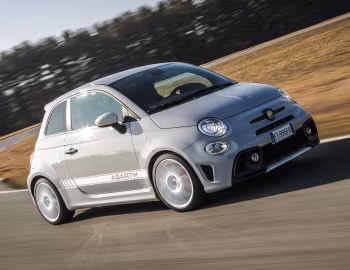 Abarth 595 esseesse "70esimo Anniversario" [Worldwide] (312) '2019