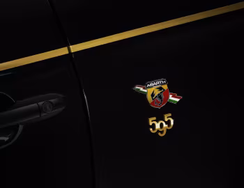 Abarth 595 Scorpioneoro [Worldwide] (312) '2020–21
