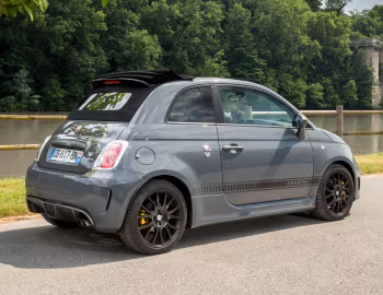 Abarth 595C Competizione '2012–16