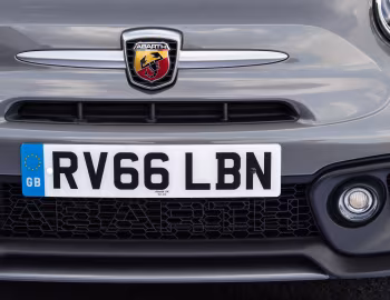 Abarth 595C Turismo [UK-spec] (312) '2016–pr.