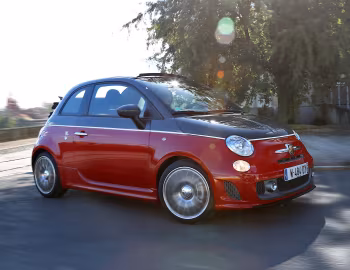 Abarth 595C Turismo '2012–16