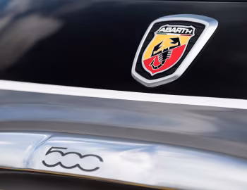 Abarth 595C Turismo [UK-spec] (312) '2016–pr.