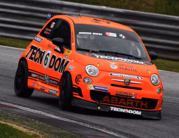 Abarth 695 Assetto Corse '2012–18
