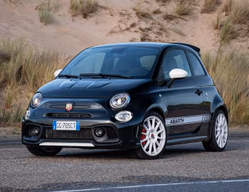 Abarth 695 esseesse (312) '2021–22