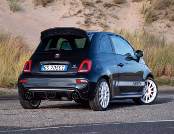 Abarth 695 esseesse (312) '2021–22