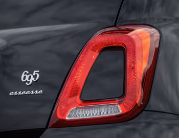 Abarth 695 esseesse (312) '2021–22