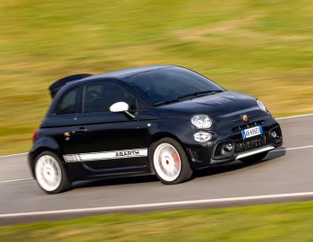 Abarth 695 esseesse (312) '2021–22